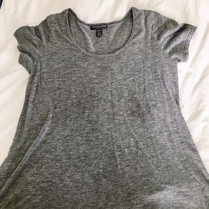 Pea in the Pod grey t-shirt